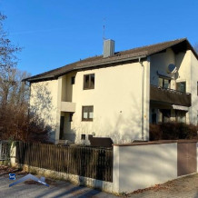 Landau a.d. Isar großzügiges Zweifamilienhaus mit Balkon