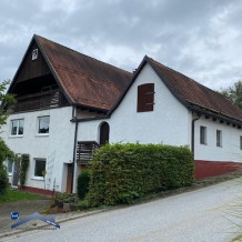 Großes Wohnhaus mit gepflegtem Garten idylisch gelegen im bayerischen Wald/Freyung